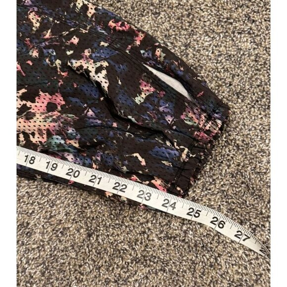 Lululemon Om Pant Floral Sport Black Multi Sz 4 EUC - Picture 6 of 6